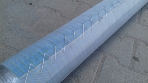 Rura piezometru fi 90x4 filtrowa z siatką studniarską z gwintem, długość 1,5 m Rura piezometru fi 90x4 filtrowa z siatką studniarską z gwintem, długość 1,5 m