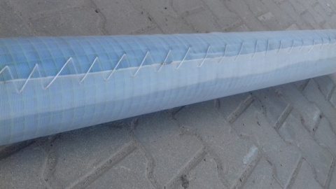Rura piezometru fi 90x4 filtrowa z siatką studniarską z gwintem, długość 1,5 m Rura piezometru fi 90x4 filtrowa z siatką studniarską z gwintem, długość 1,5 m