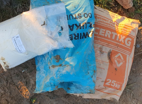 Cergum Extra - idealnie ustabilizuje ściany odwiertu pionowego